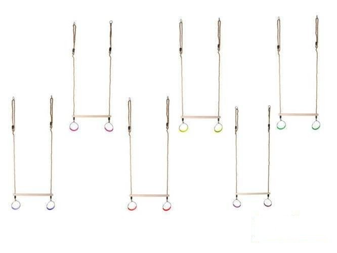 Wooden Trapeze bar with metal round rings