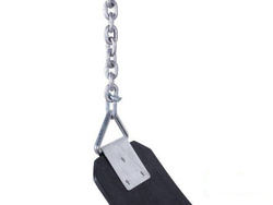 Flexible wraparound swing seat with chainset